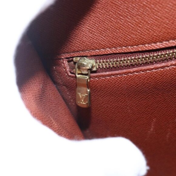 LOUIS VUITTON Monogram Saint Cloud GM Shoulder Bag M51242 LV Auth 146119 - Picture 13 of 16